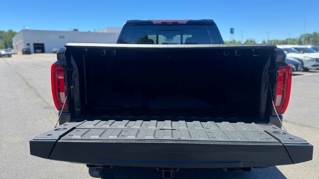 Used 2023 GMC Sierra 1500 Denali w/ Denali Reserve Package AWD/4WD image 5