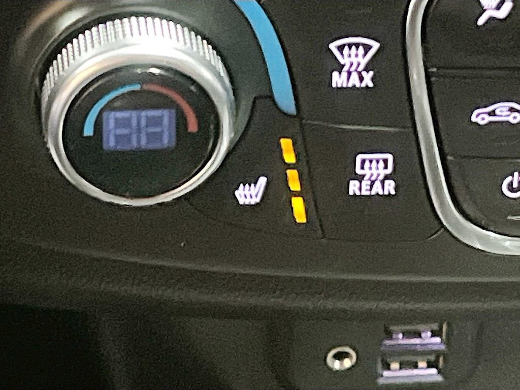 Used 2022 Chevrolet Traverse RS w/ LPO, Floor Liner Package image 21