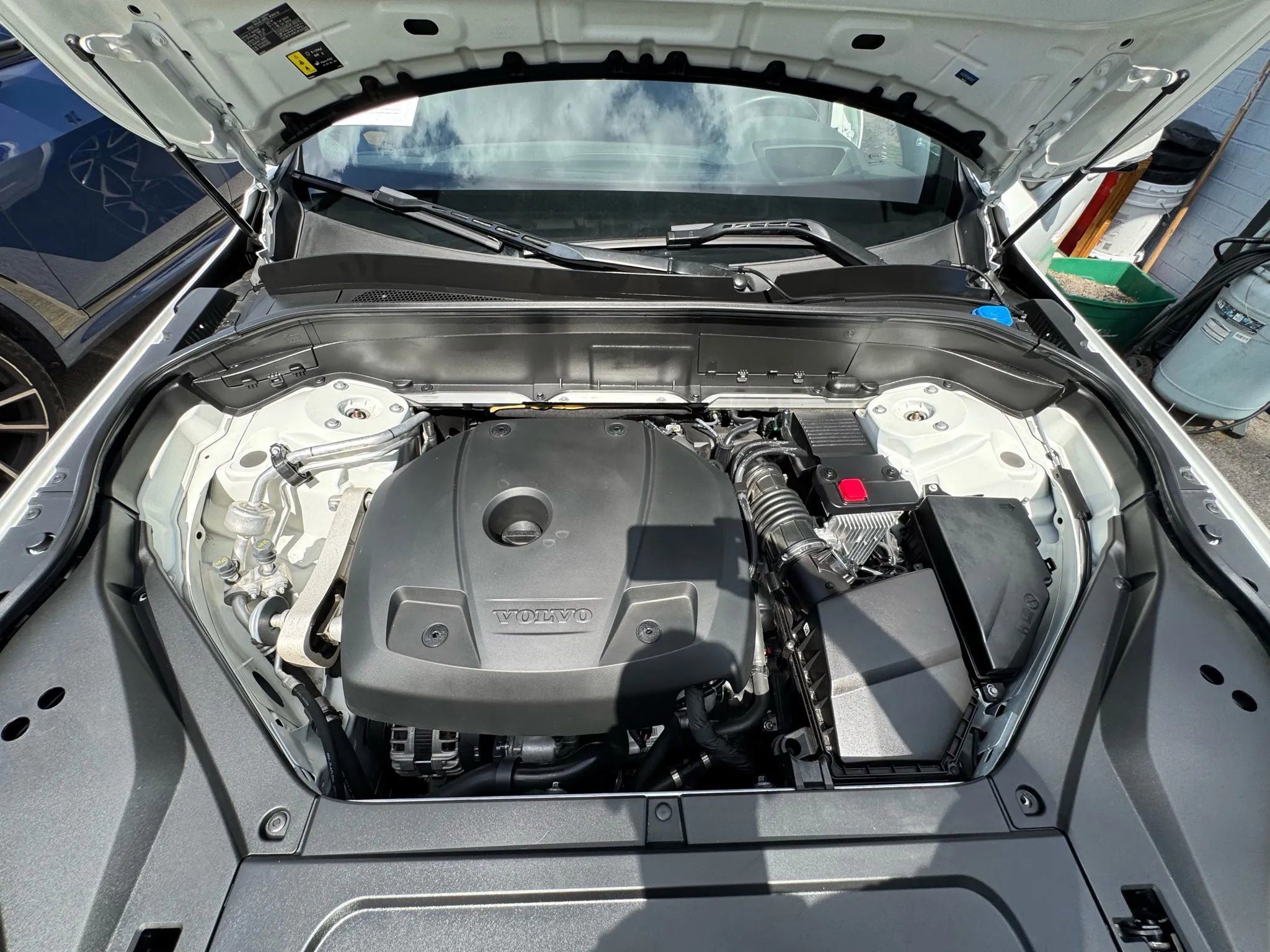 Used 2022 Volvo XC90 T6 Momentum w/ Advanced Package image 56