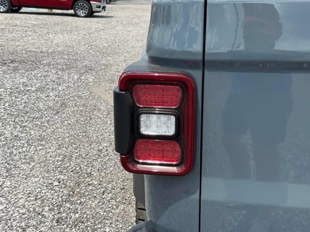 New 2026 Jeep Gladiator Mojave AWD/4WD image 6