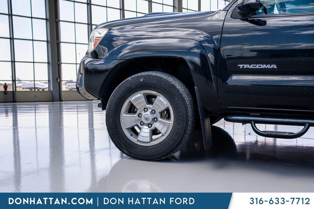 Used 2015 Toyota Tacoma PreRunner w/ TRD Sport Package RWD image 35