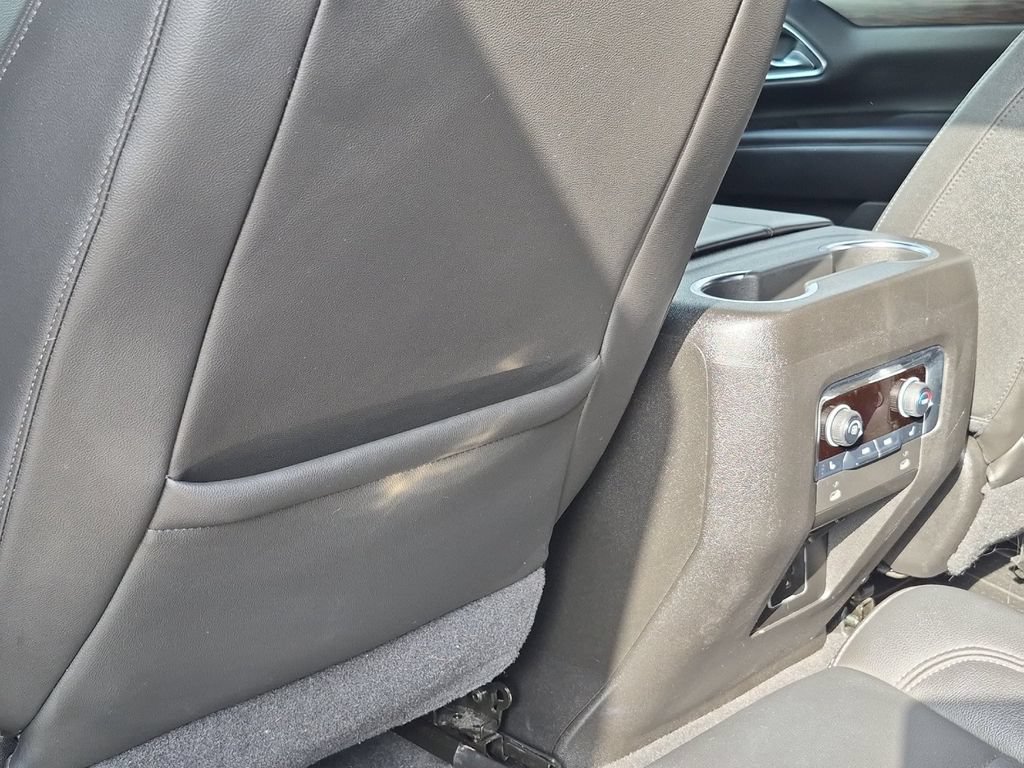 Used 2021 Chevrolet Tahoe LT w/ LT Signature Package RWD image 8