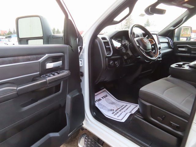 Used 2024 RAM 3500 Big Horn image 16