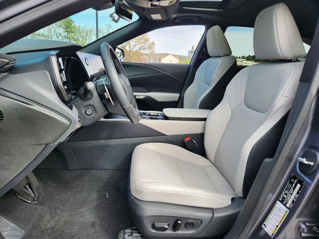 Used 2023 Lexus RX 350 Premium w/ Accessory Package (Z1) image 9