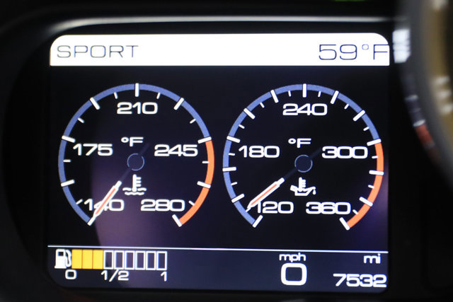 Used 2016 Ferrari California T image 86