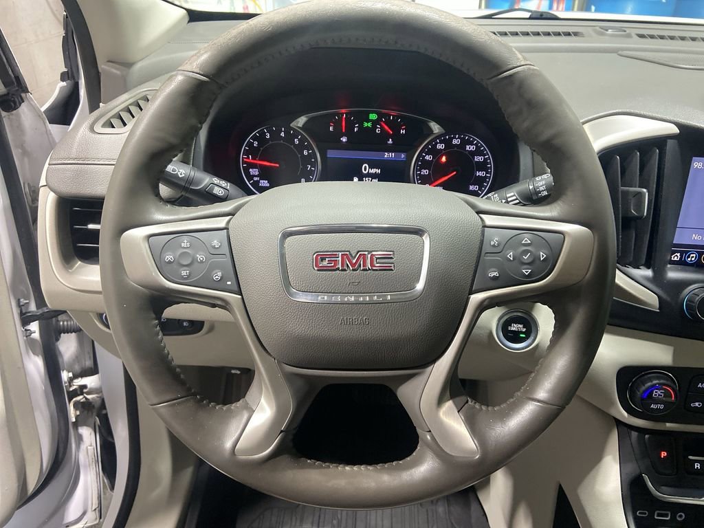 Used 2019 GMC Terrain Denali w/ Advanced Safety Package image 11