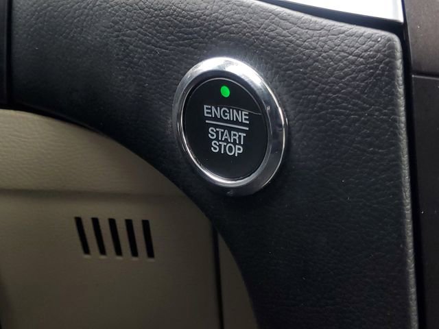 Used 2017 Ford Edge Titanium w/ Technology Package image 22