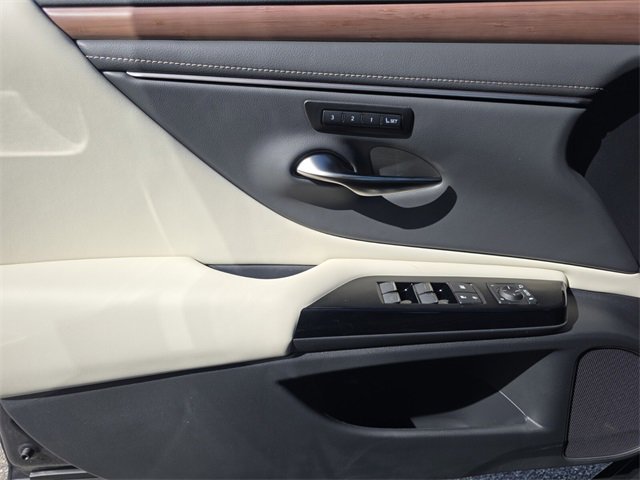 New 2025 Lexus ES 350 350 image 24