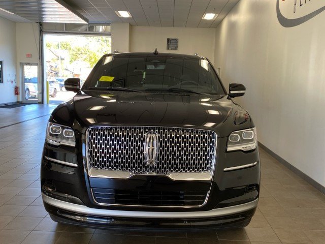New 2024 Lincoln Navigator Reserve AWD/4WD image 26
