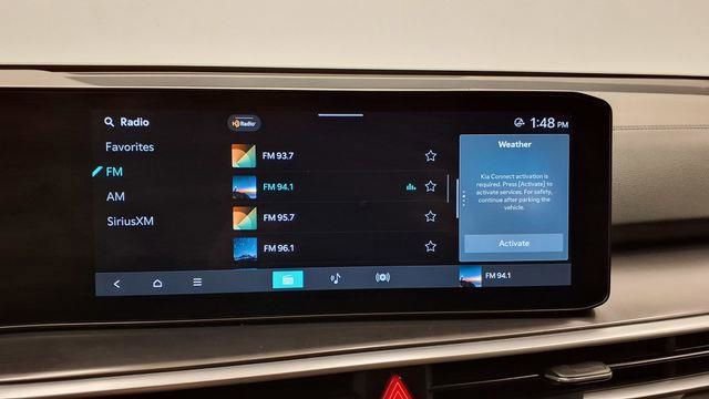 Used 2024 Kia Sorento S image 31