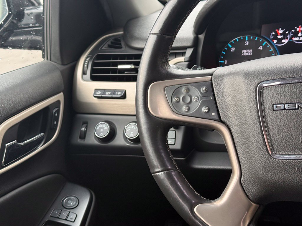 Used 2017 GMC Yukon Denali w/ Open Road Package AWD/4WD image 9