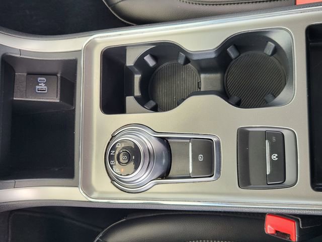 Used 2022 Ford Edge SEL image 18