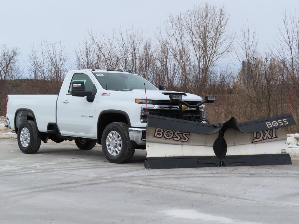 New 2026 Chevrolet Silverado 2500 LT w/ Convenience Package AWD/4WD image 2