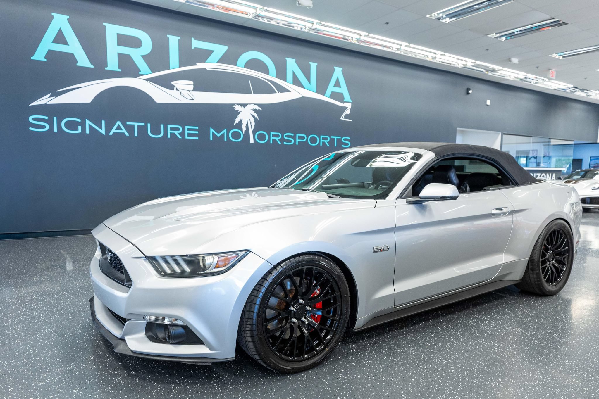 Used 2015 Ford Mustang GT Premium RWD image 9