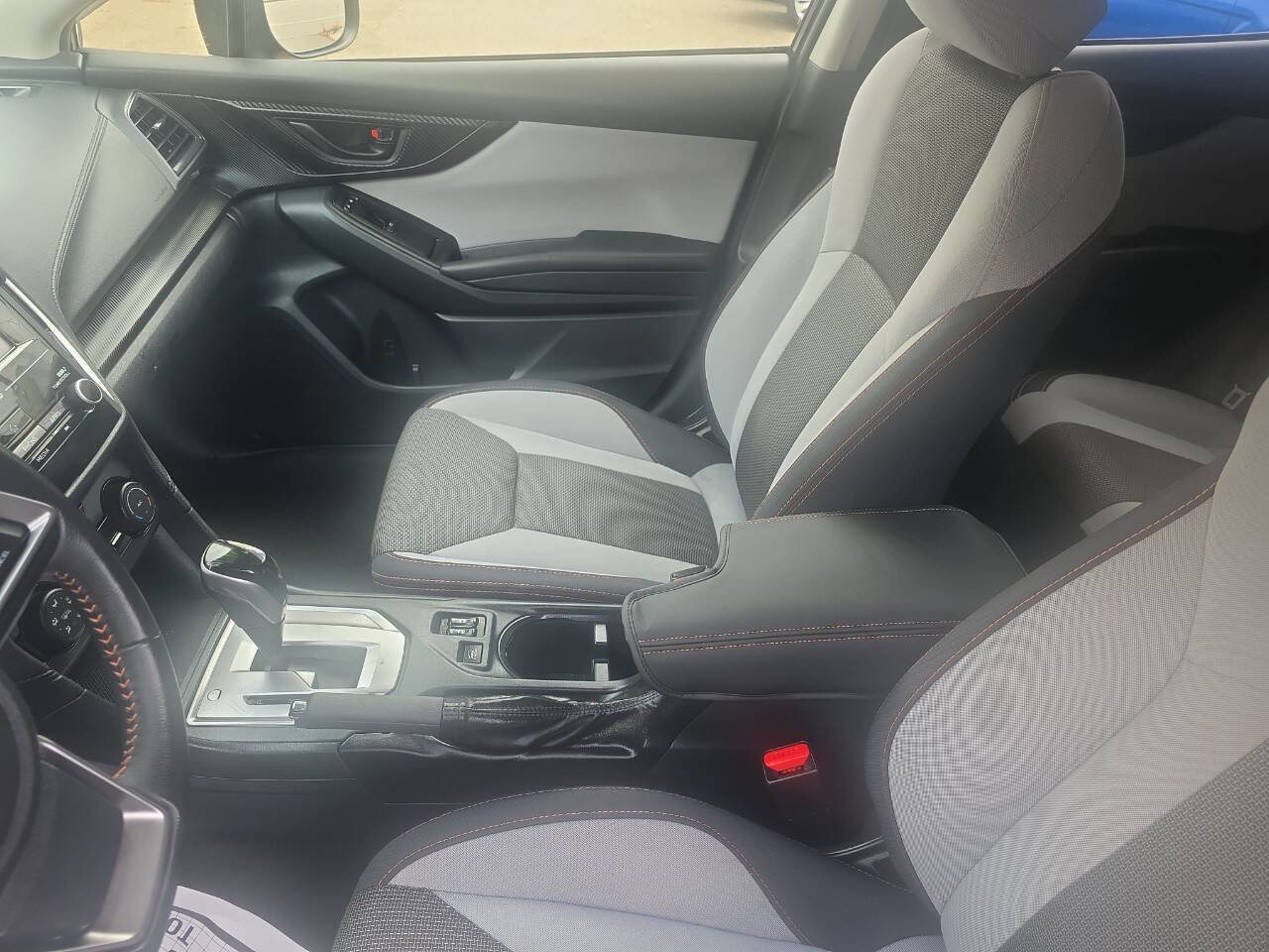 Used 2018 Subaru Crosstrek 2.0i Premium image 9