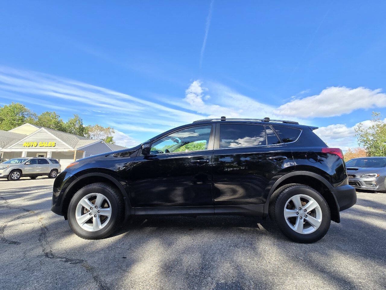 Used 2013 Toyota RAV4 XLE AWD/4WD image 11