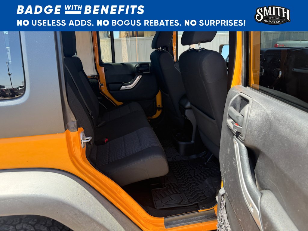 Used 2012 Jeep Wrangler Unlimited Rubicon w/ Connectivity Group AWD/4WD image 14