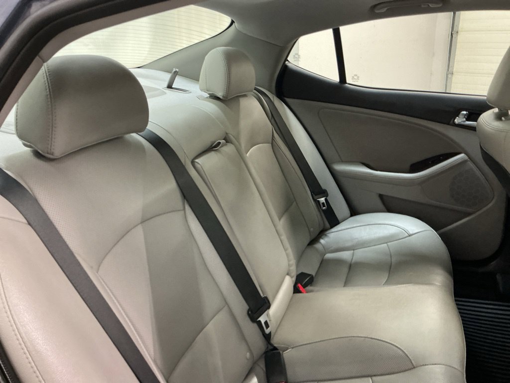 Used 2015 Kia Optima EX w/ EX Premium Package FWD image 34