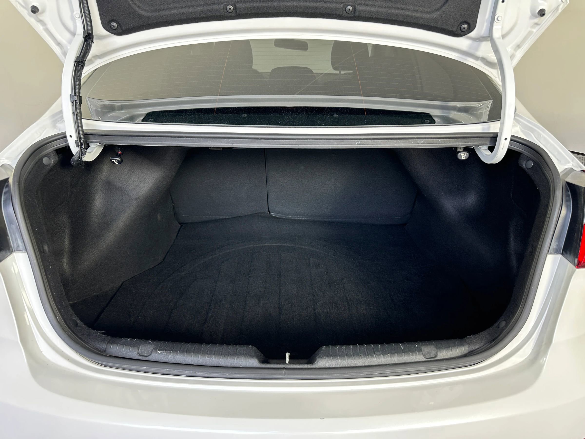 Used 2015 Kia Forte EX image 16