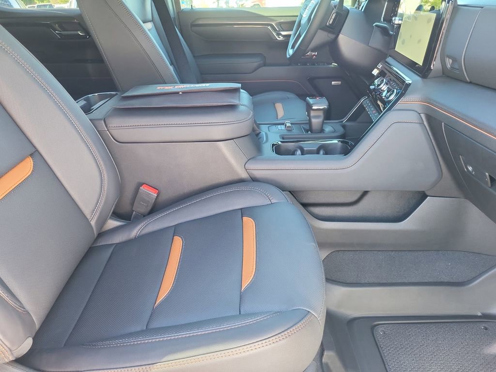 New 2025 GMC Sierra 1500 AT4 w/ AT4 Premium Package AWD/4WD image 10