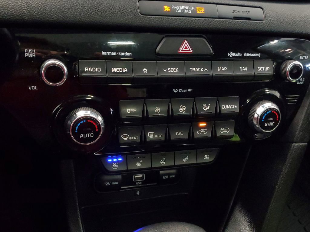 Used 2022 Kia Sportage EX w/ EX Technology Package image 21