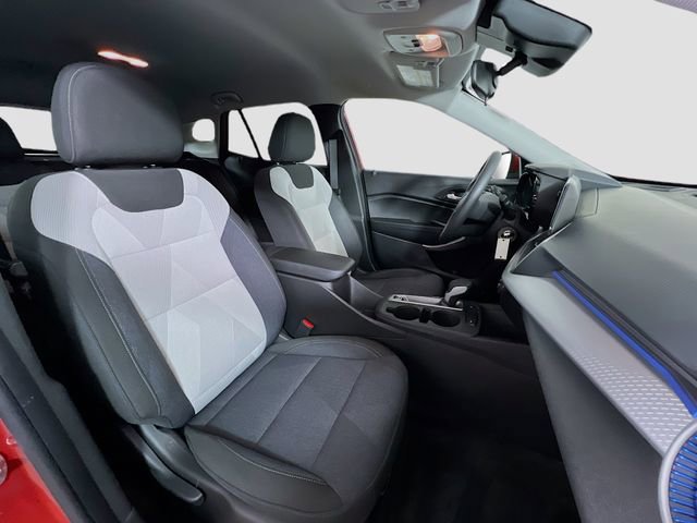 Used 2024 Chevrolet Trax LS w/ LS Convenience Package FWD image 29
