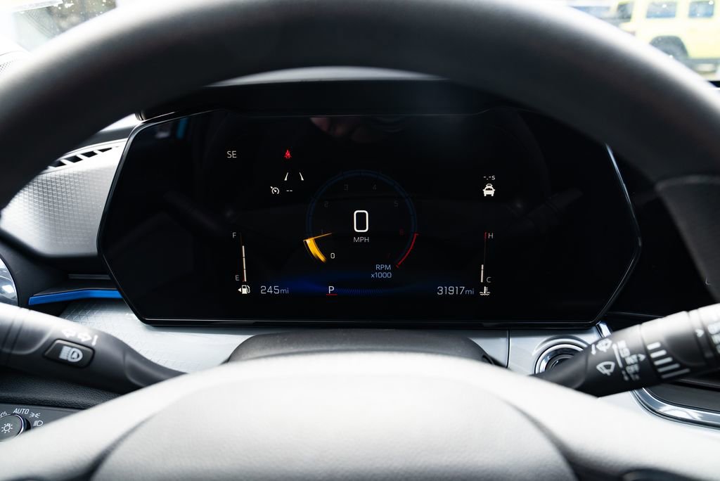 Used 2025 Chevrolet Trax LT image 12