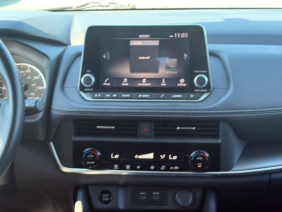 Certified 2025 Nissan Rogue SV AWD/4WD image 40