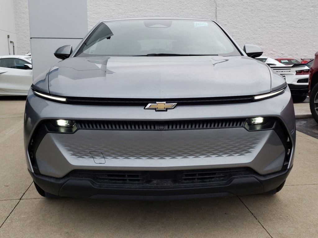 New 2026 Chevrolet Equinox EV LT image 8