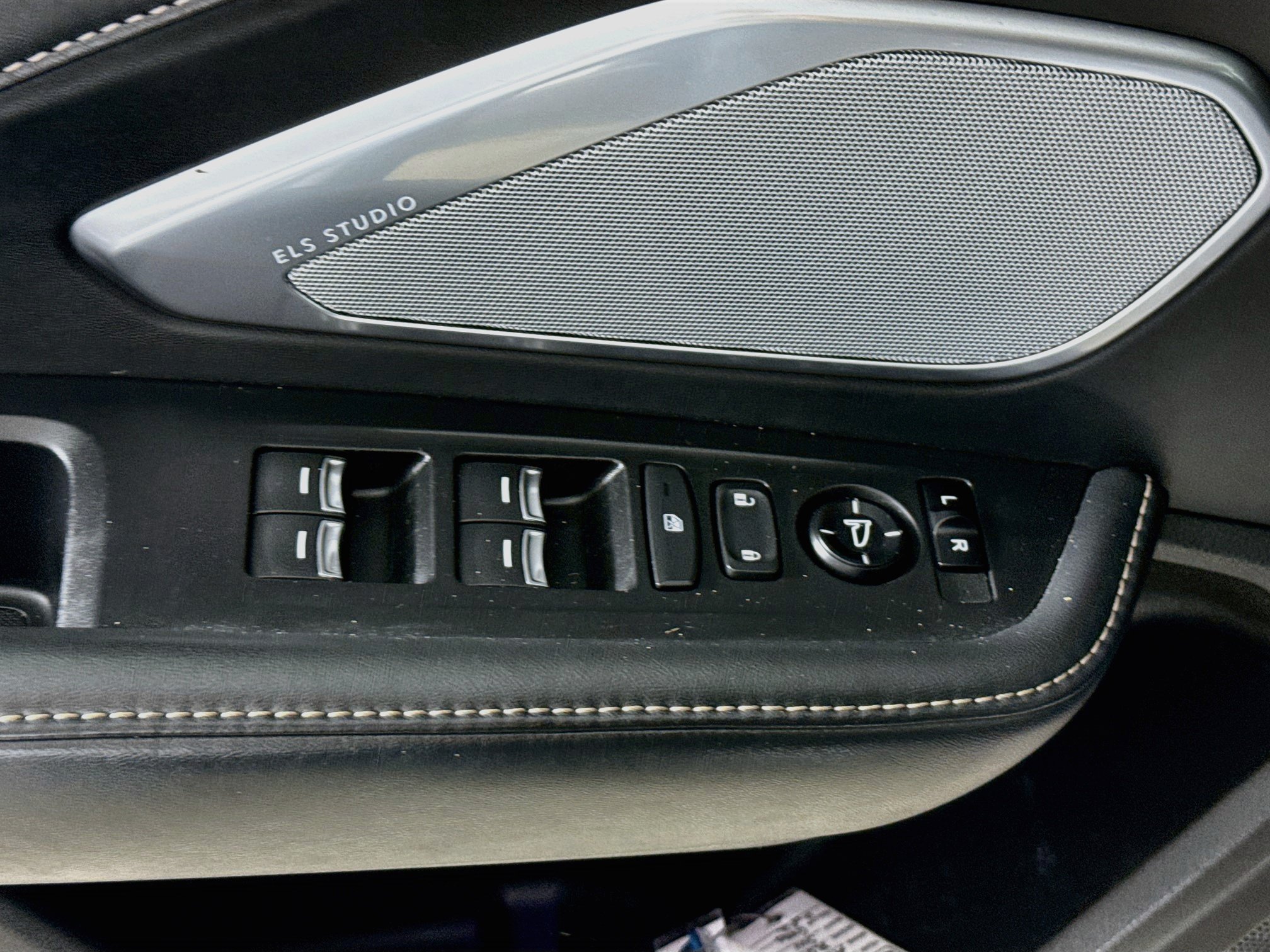 Used 2022 Acura RDX w/ Technology Package FWD image 21
