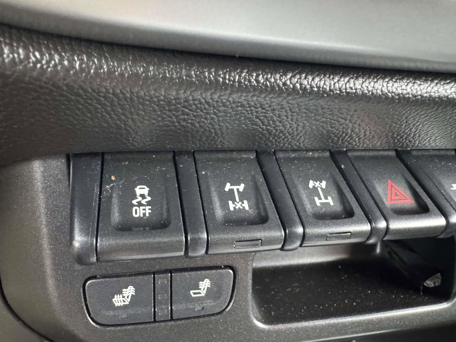 Used 2020 Chevrolet Colorado ZR2 w/ ZR2 Dusk Special Edition image 30