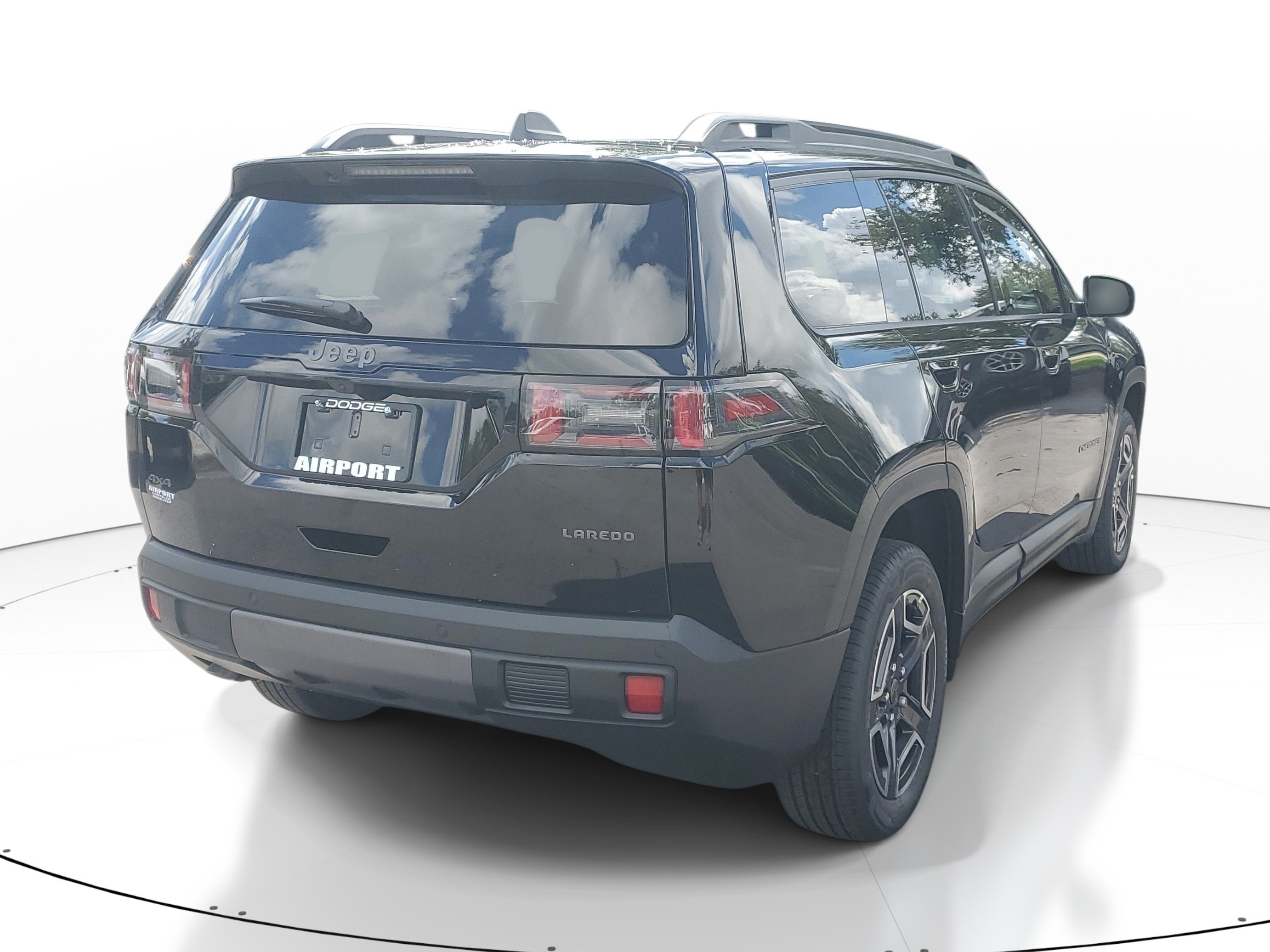 New 2026 Jeep Cherokee Laredo AWD/4WD image 5