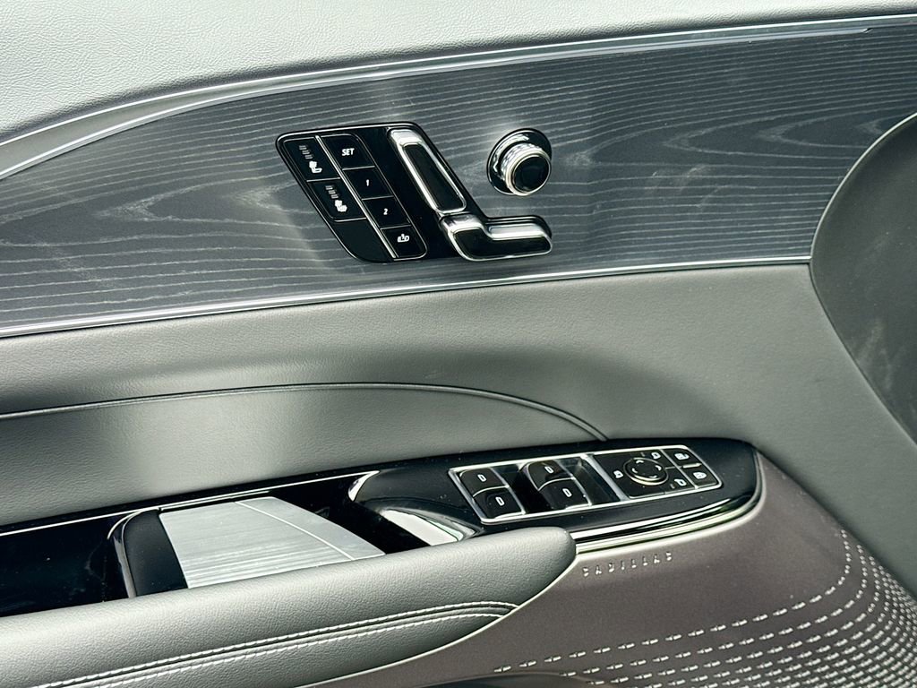 New 2025 Cadillac Lyriq Sport image 18