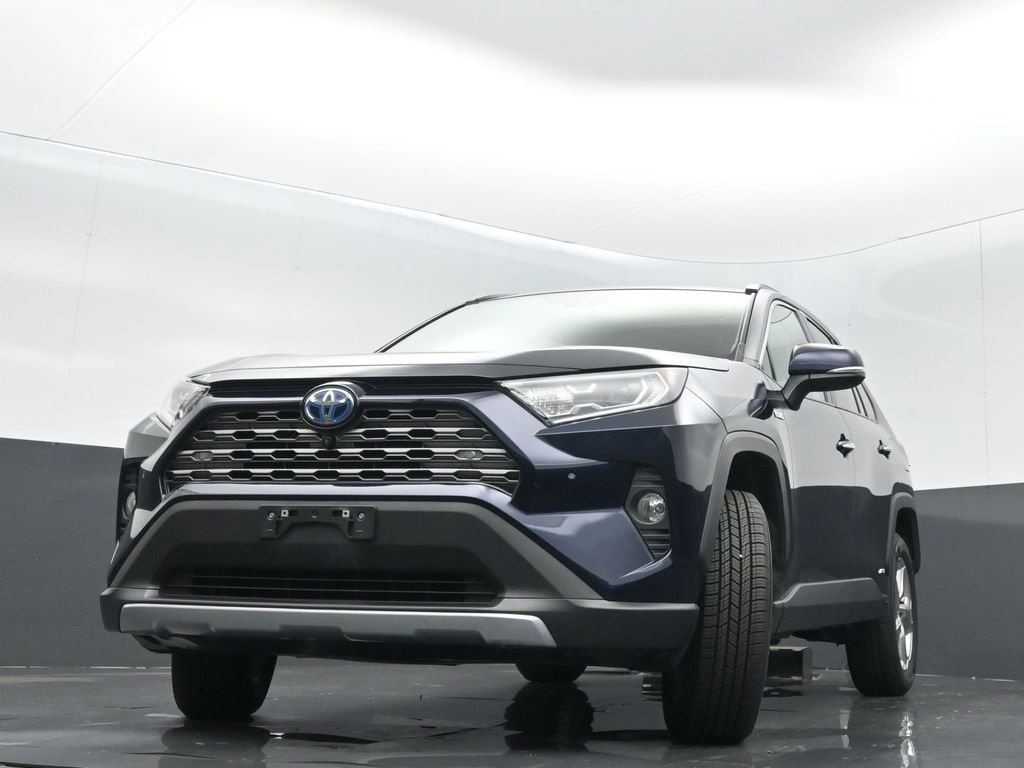 Used 2021 Toyota RAV4 Limited image 32