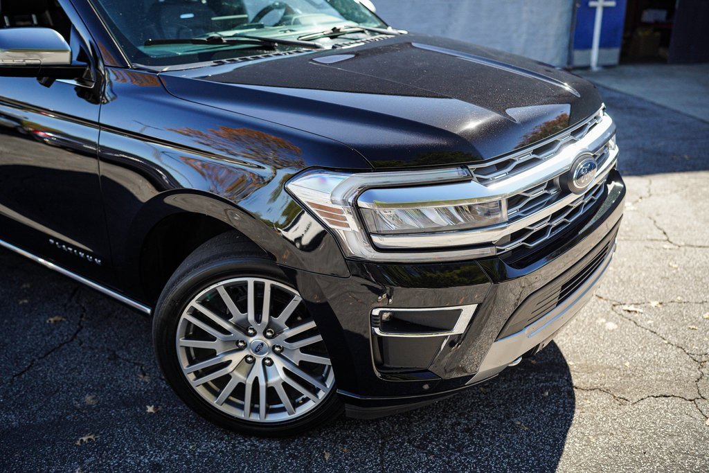 Used 2023 Ford Expedition Platinum image 7