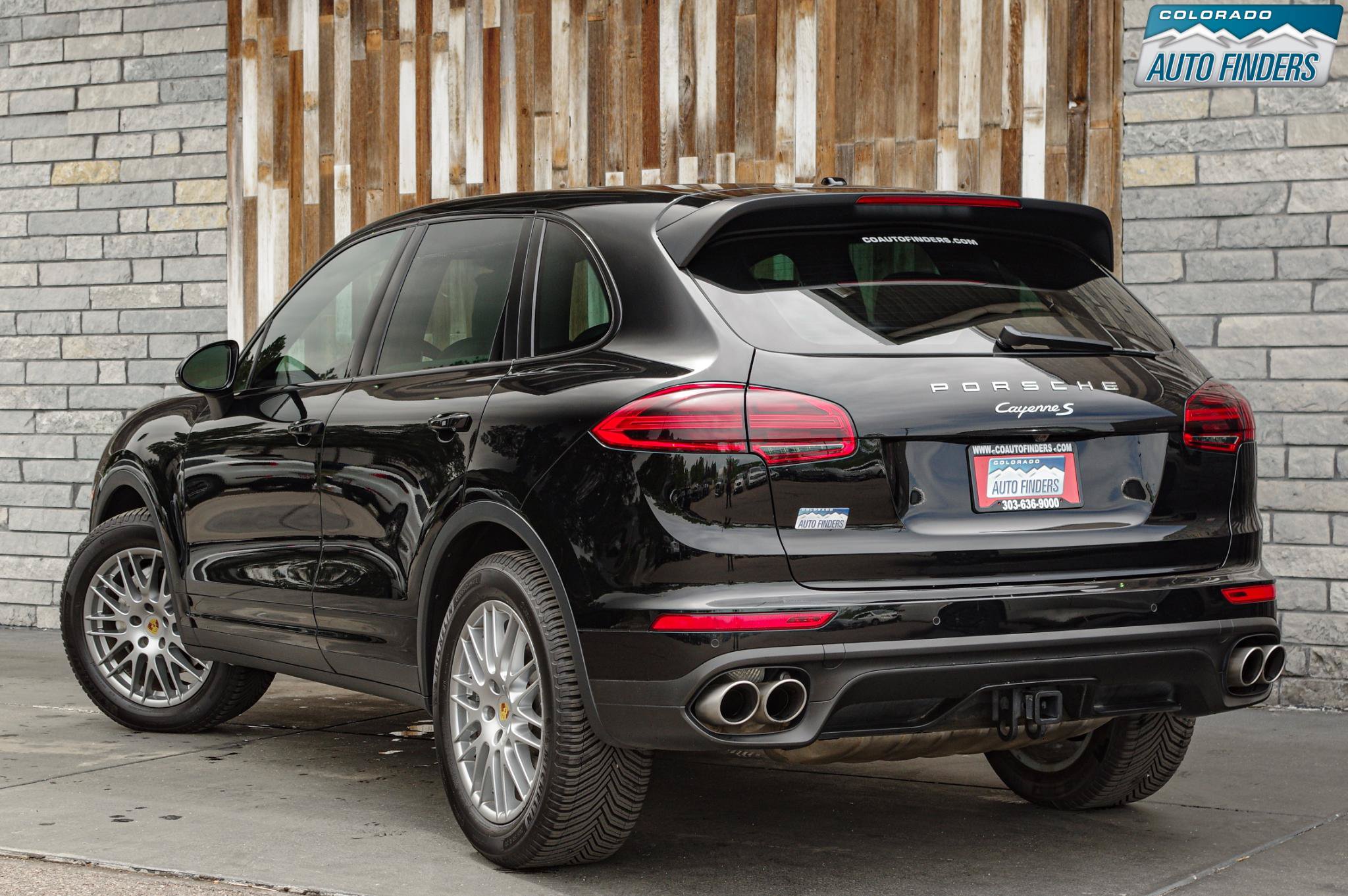 Used 2017 Porsche Cayenne S AWD/4WD image 4