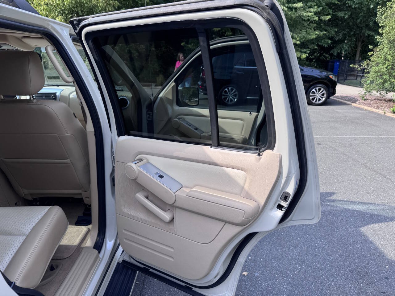 Used 2006 Mercury Mountaineer Luxury AWD/4WD image 19