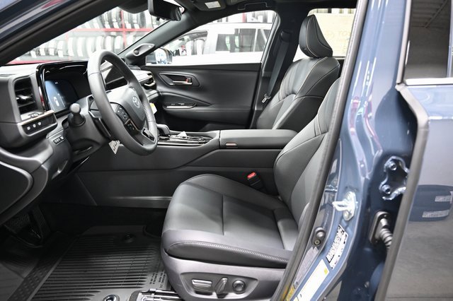 New 2025 Toyota Crown Signia image 10