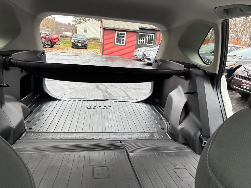 Used 2023 Toyota RAV4 XLE image 16