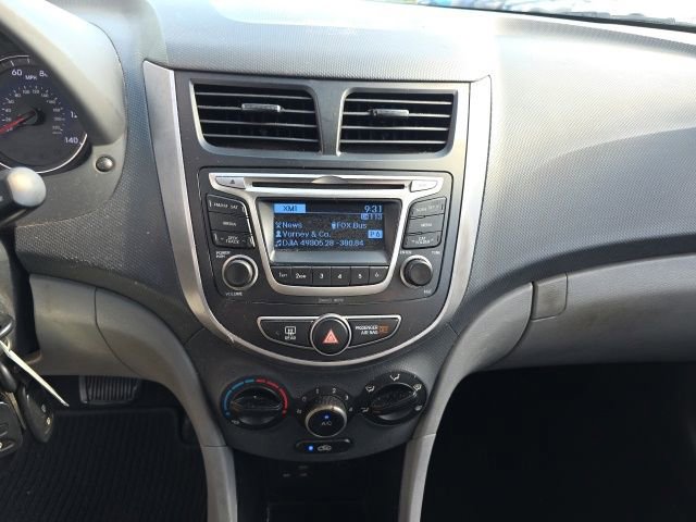 Used 2016 Hyundai Accent SE FWD image 17