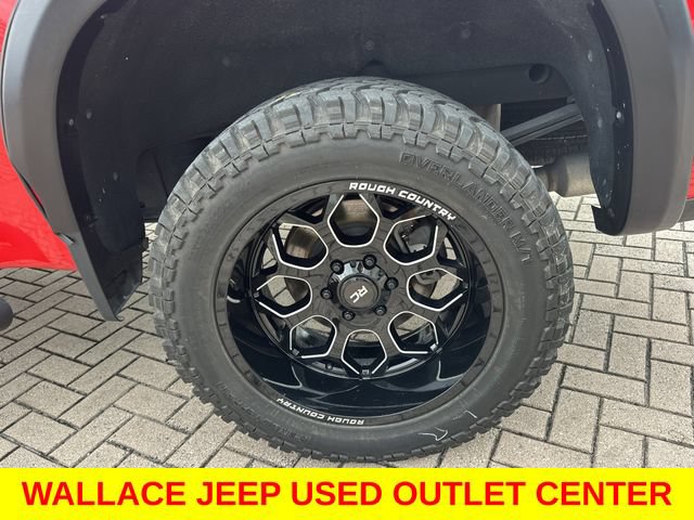 Used 2021 Chevrolet Silverado 1500 LT Trail Boss w/ Bed Protection Package AWD/4WD image 13