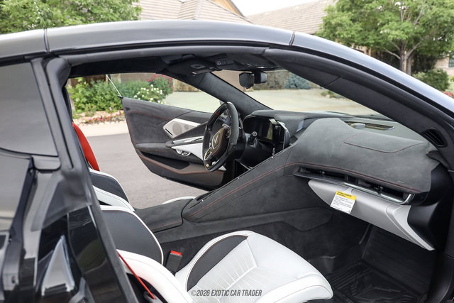 Used 2023 Chevrolet Corvette Z06 RWD image 61