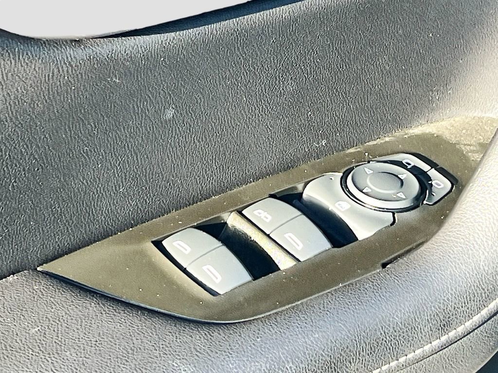 Used 2023 Chevrolet Blazer LT w/ Midnight/Sport Edition image 17