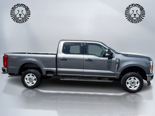 Certified 2025 Ford F250 XLT w/ Snow Plow Prep Package image 4