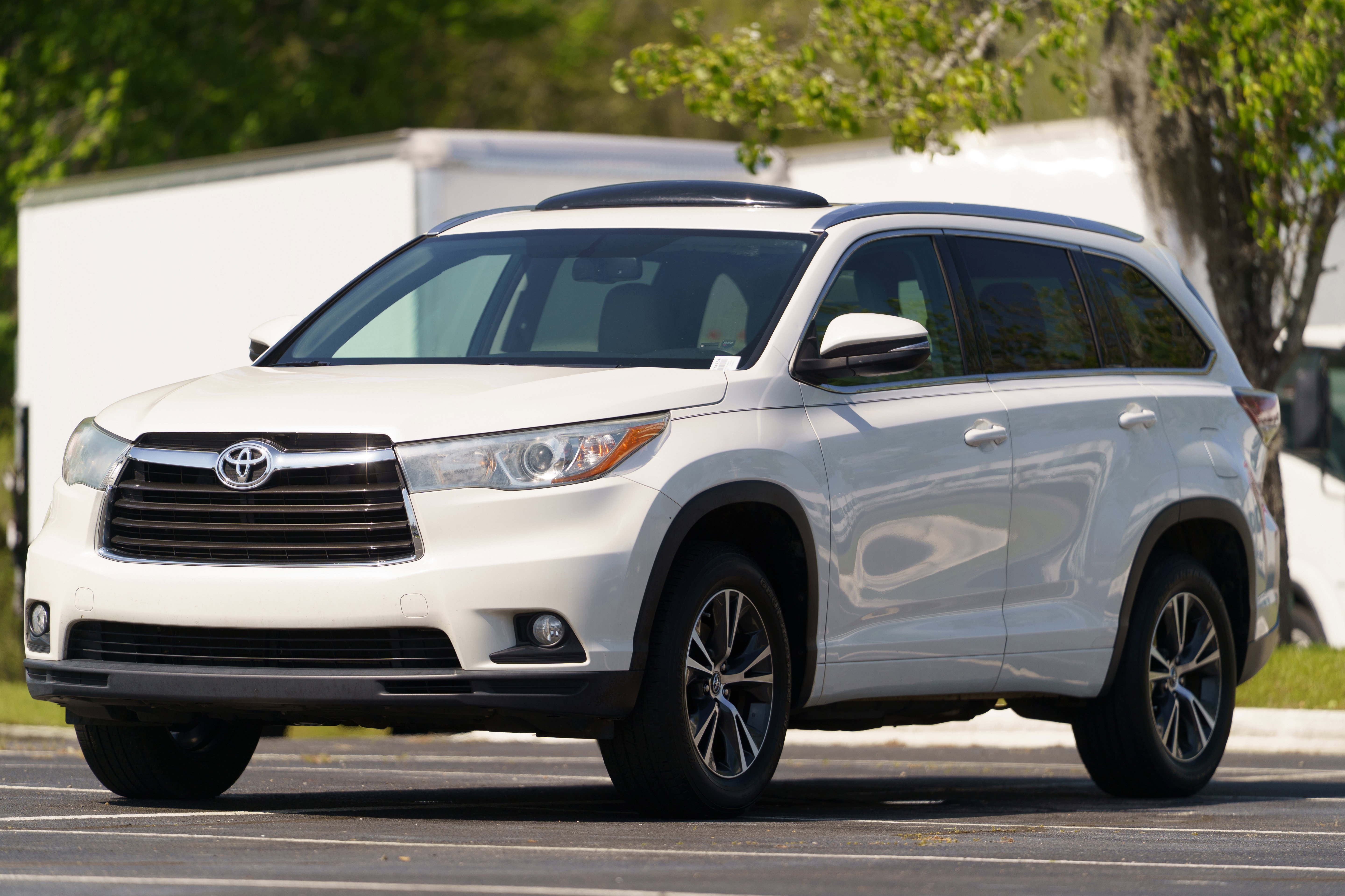 Used 2016 Toyota Highlander XLE image 36