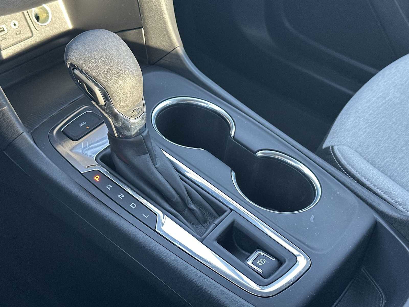 Used 2023 Chevrolet Equinox LT image 19