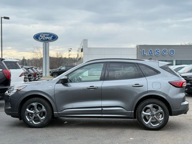 Used 2023 Ford Escape ST-Line w/ Tech Pack #1 image 39