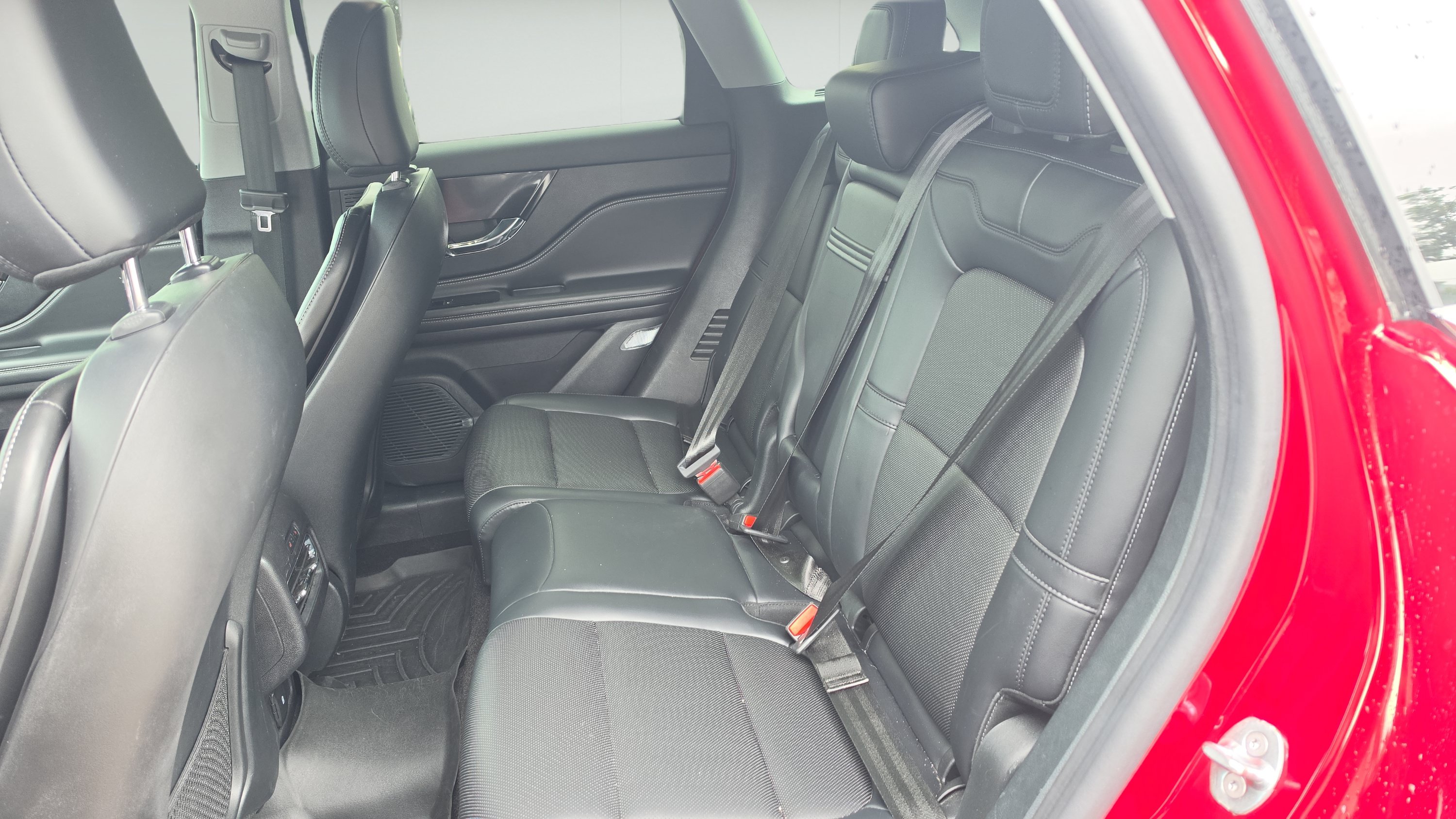 Used 2022 Lincoln Corsair AWD w/ Equipment Group 101A image 19