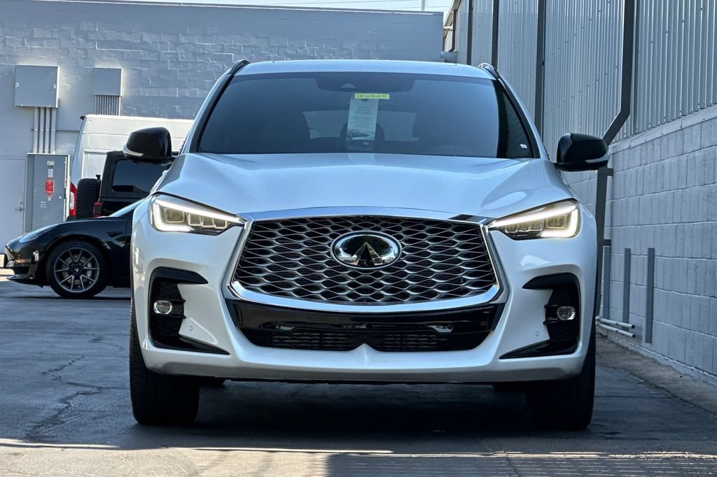 Used 2025 INFINITI QX55 Essential AWD/4WD image 9