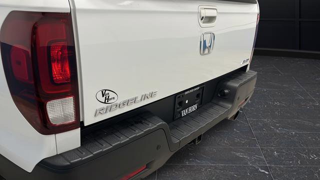 Used 2022 Honda Ridgeline RTL-E image 34